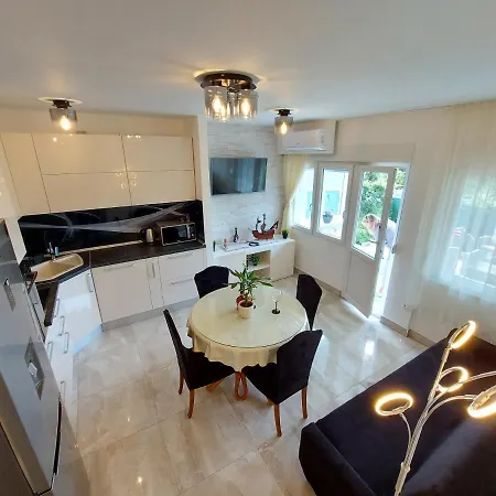 Apartment Ankora
